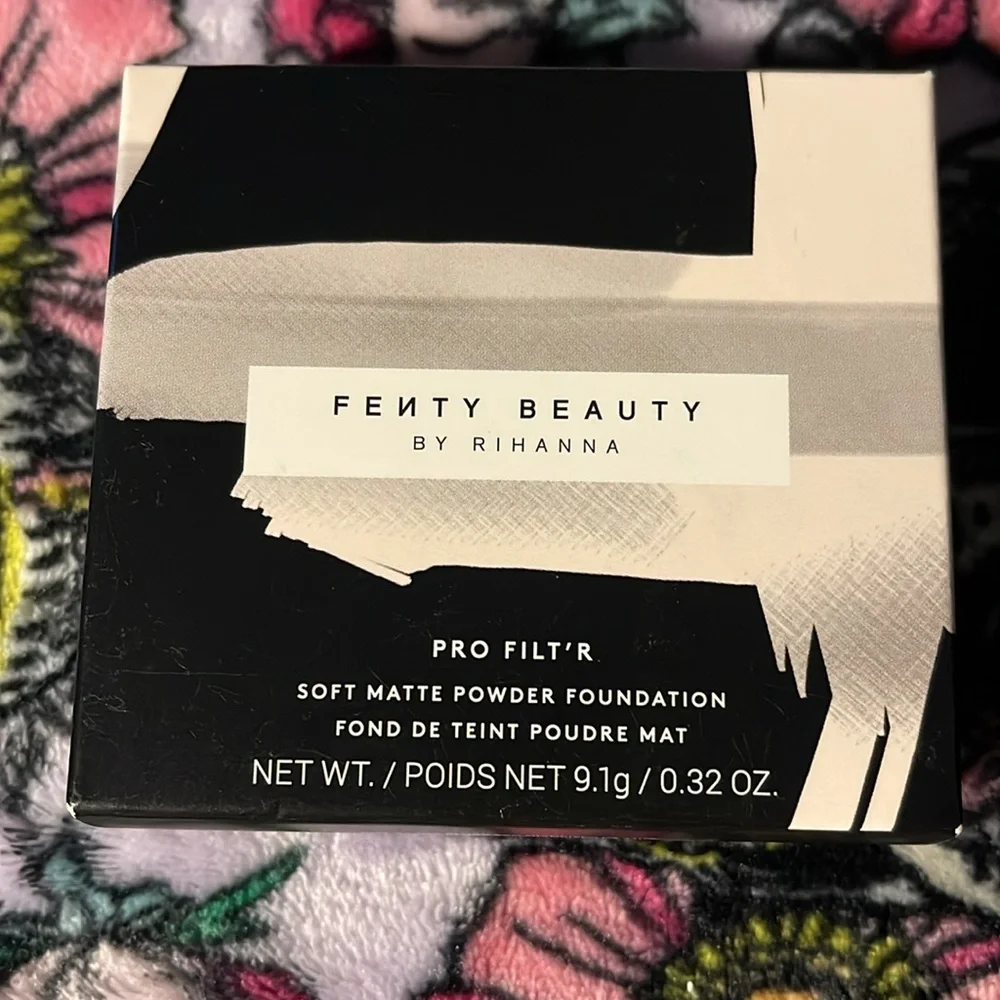 Fenty 255 PRO FILT'R SOFT MATTE POWDER FOUNDATION